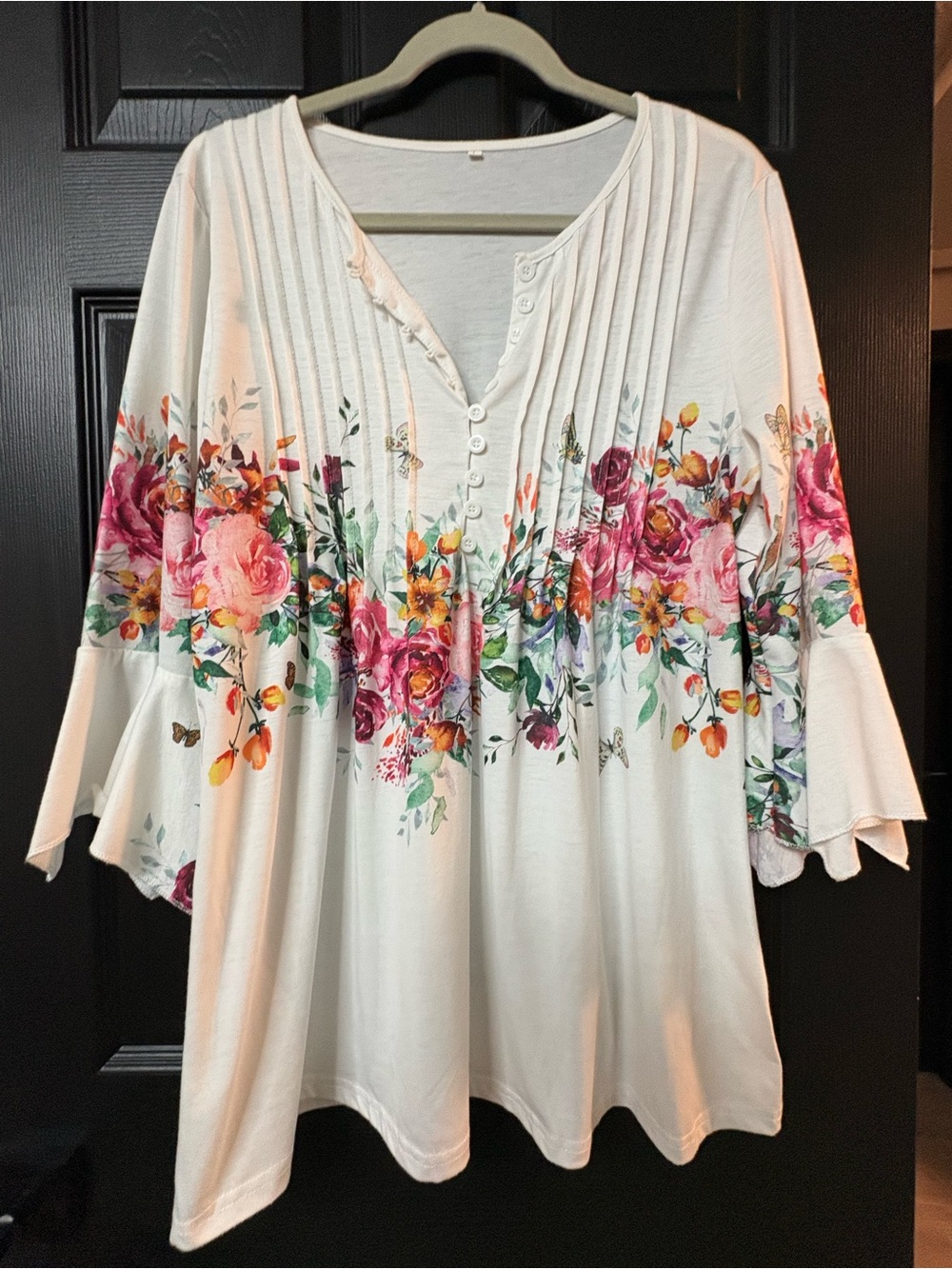Source Unknown Cream Floral Pintuck Henley Tunic